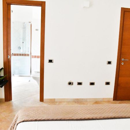 Sunshine Apartment - Appartamento Vicino Al Mare, Cagliari, Sardinia Extérieur photo