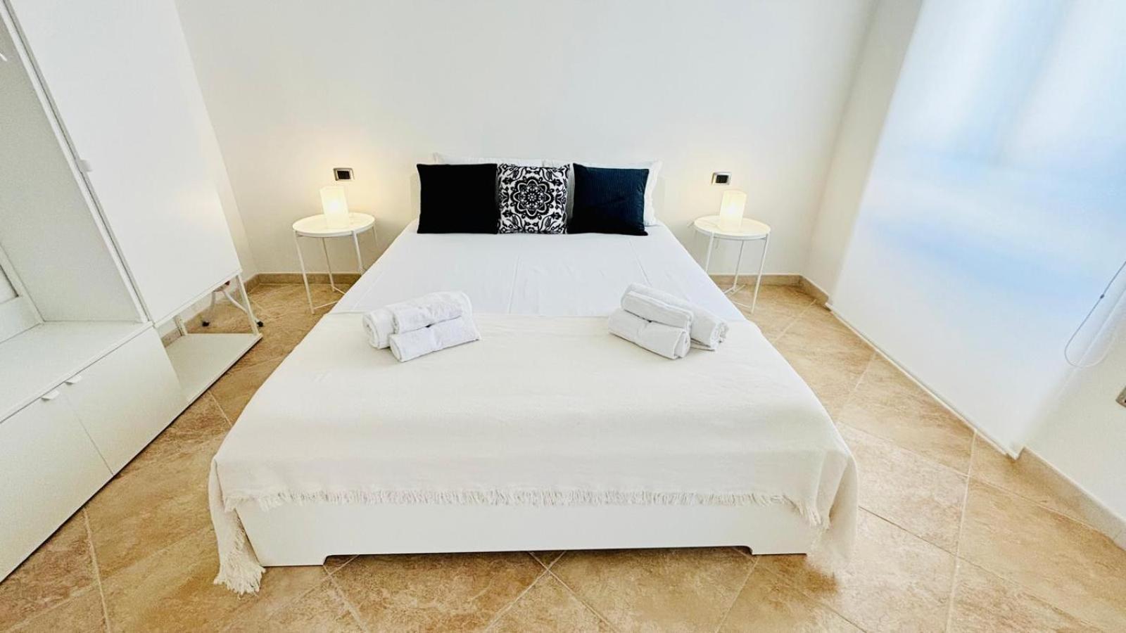Sunshine Apartment - Appartamento Vicino Al Mare, Cagliari, Sardinia Extérieur photo