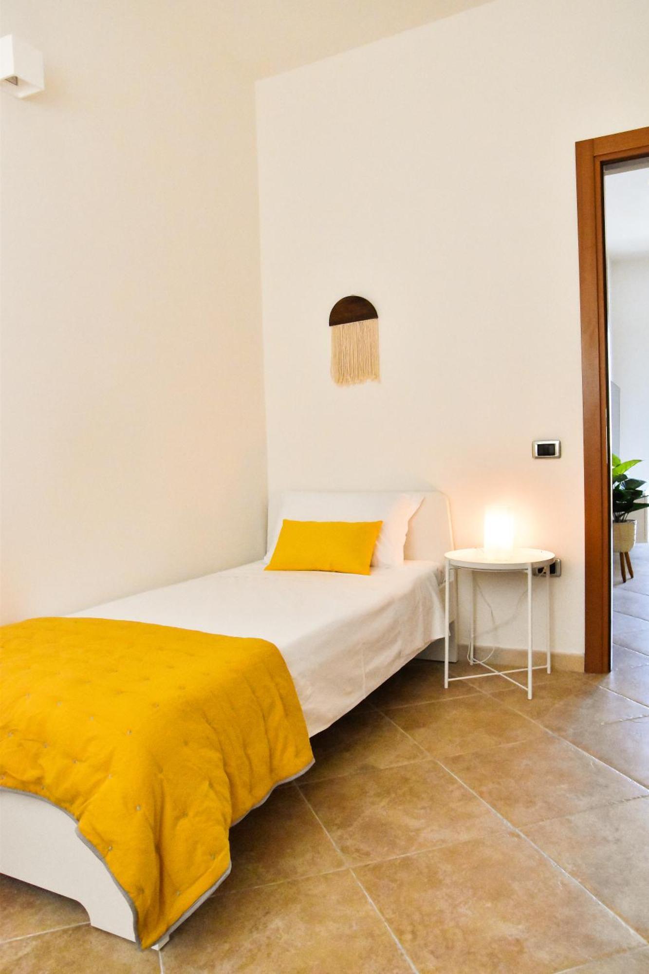 Sunshine Apartment - Appartamento Vicino Al Mare, Cagliari, Sardinia Extérieur photo