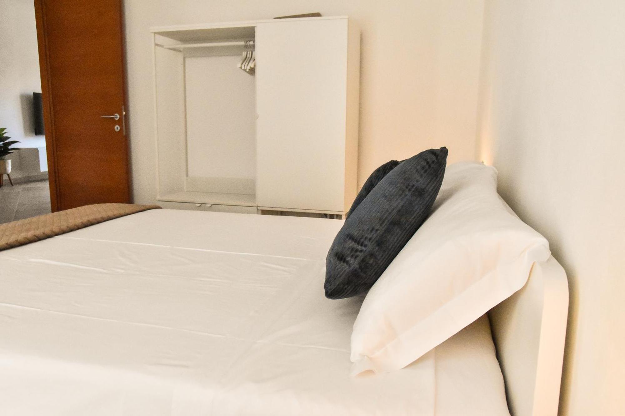 Sunshine Apartment - Appartamento Vicino Al Mare, Cagliari, Sardinia Extérieur photo