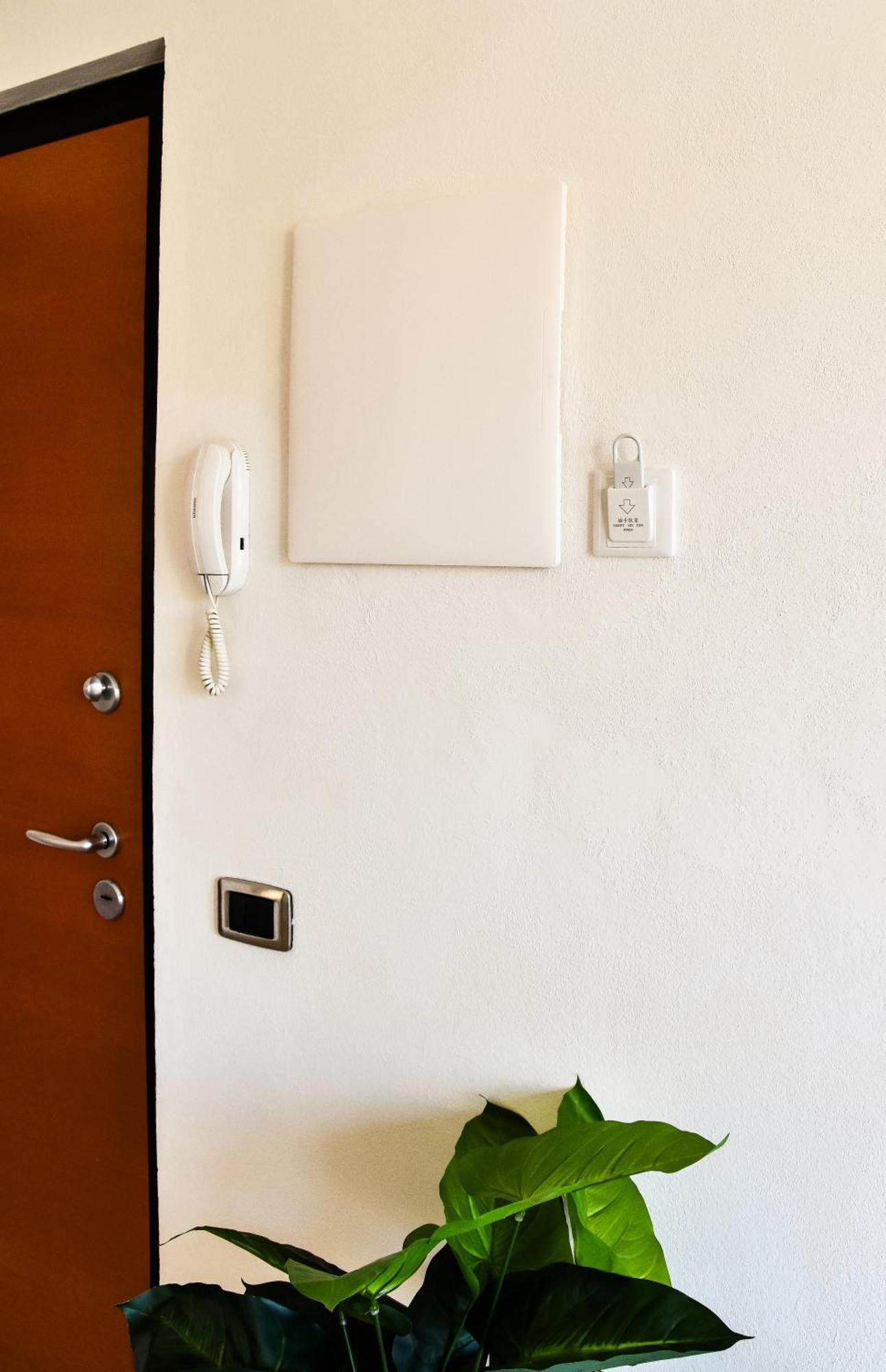 Sunshine Apartment - Appartamento Vicino Al Mare, Cagliari, Sardinia Extérieur photo